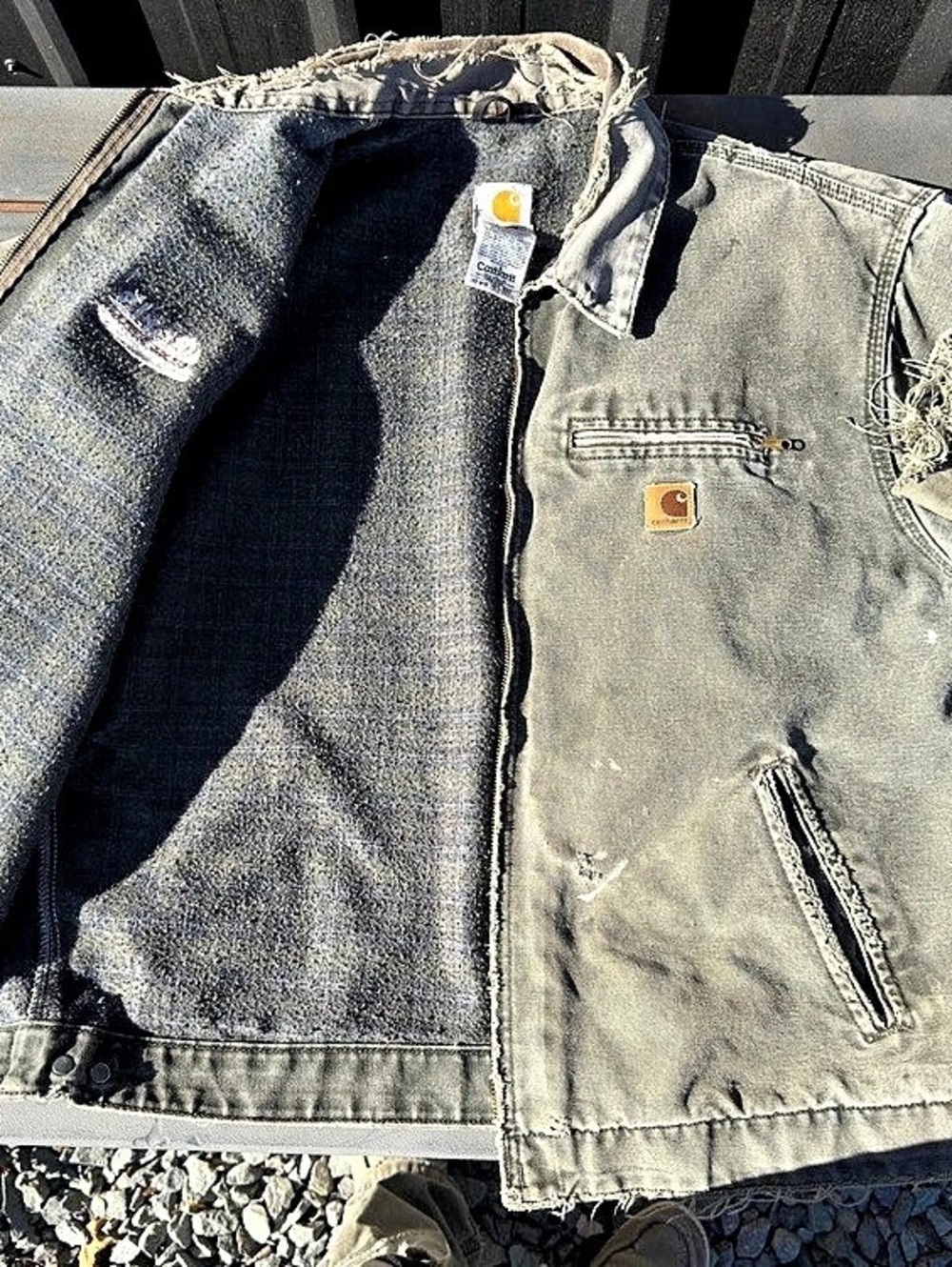 Vintage Carhartt J97 MOS Detroit Jacket – Sun-Faded Gray / Green Plaid - Picture 5 of 7